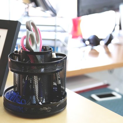 ਸਟੇਸ਼ਨਰੀ